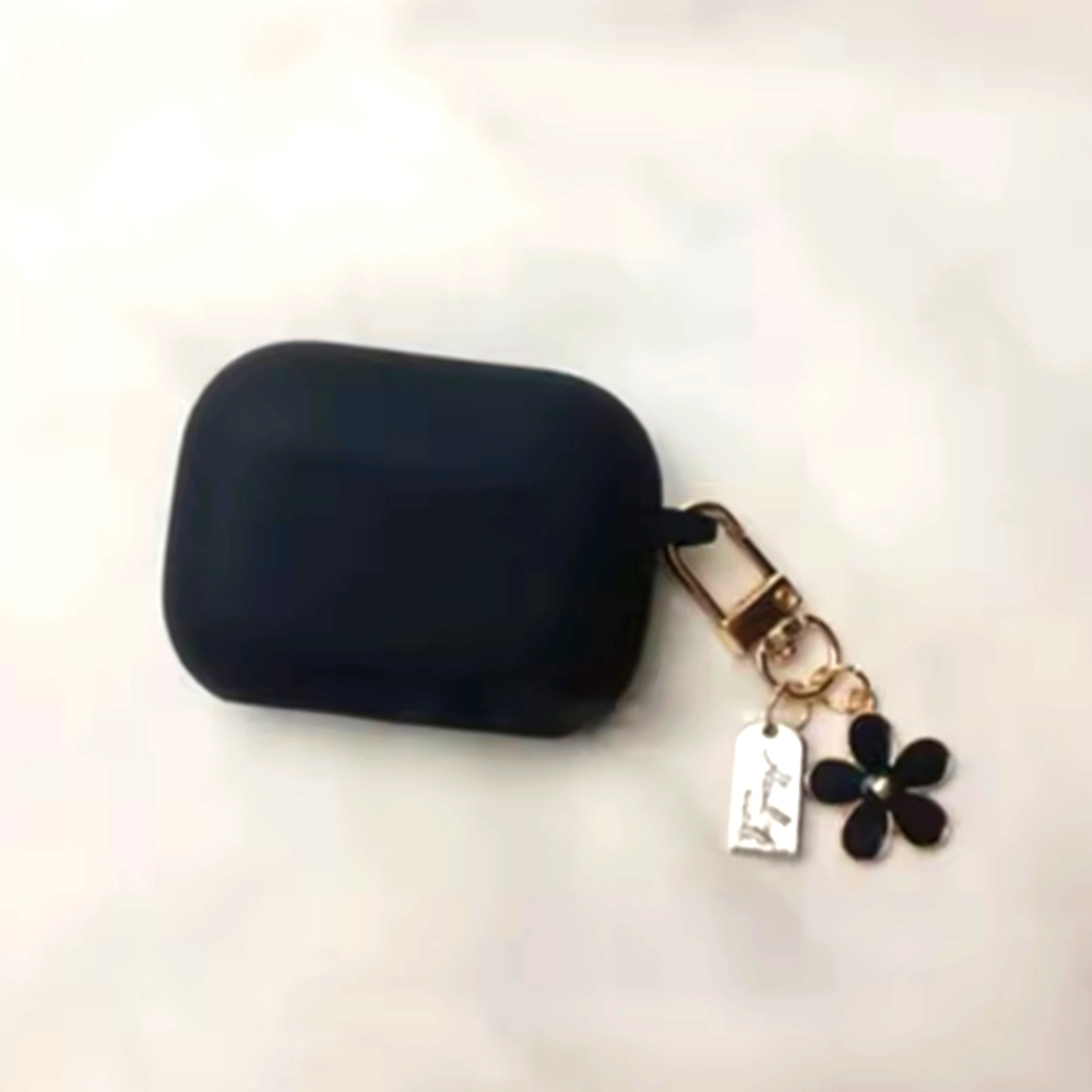 Chic Black AirPods Case with Gold Charm